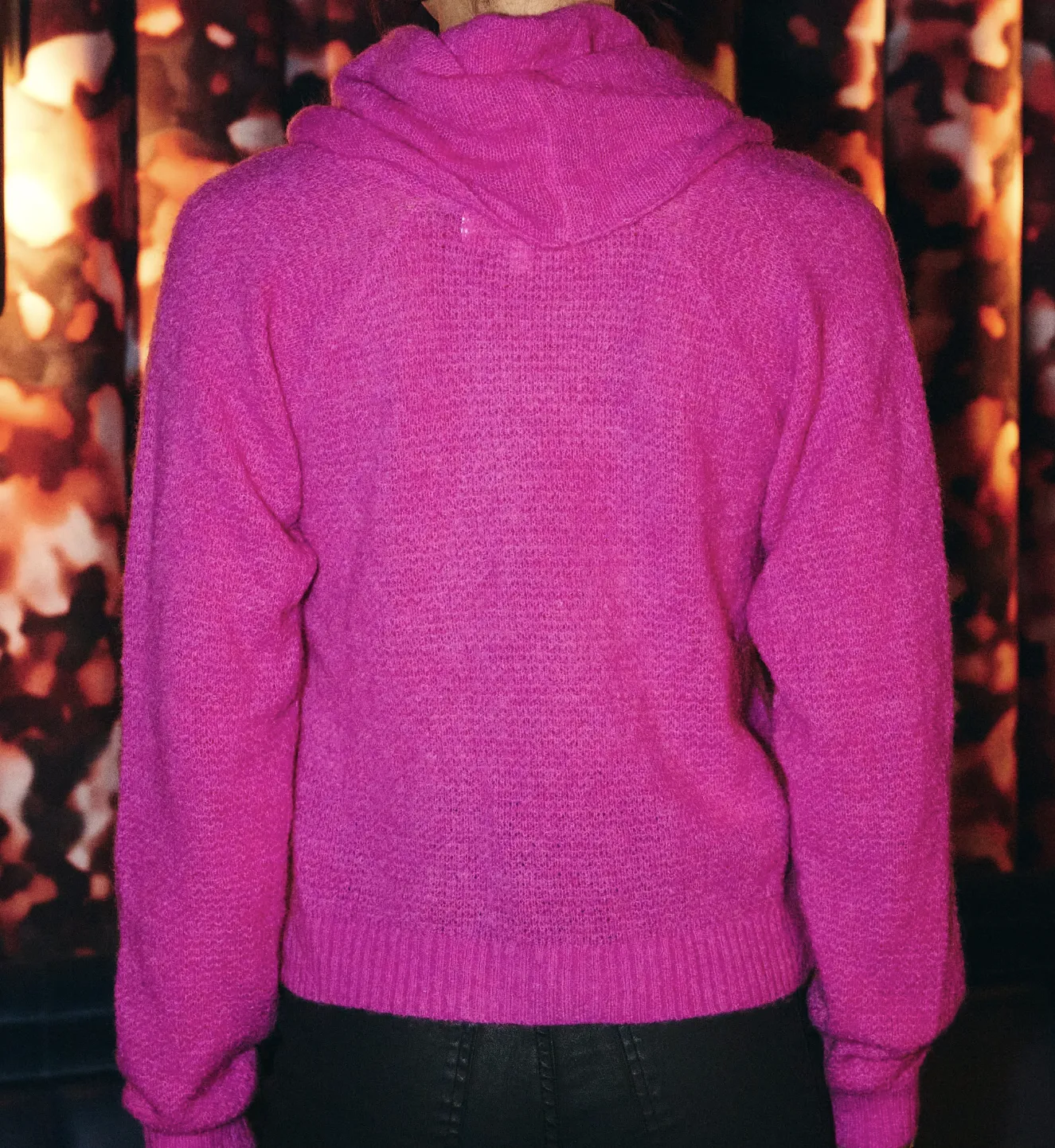 CAMDEN SWEATER IN FUSCHIA