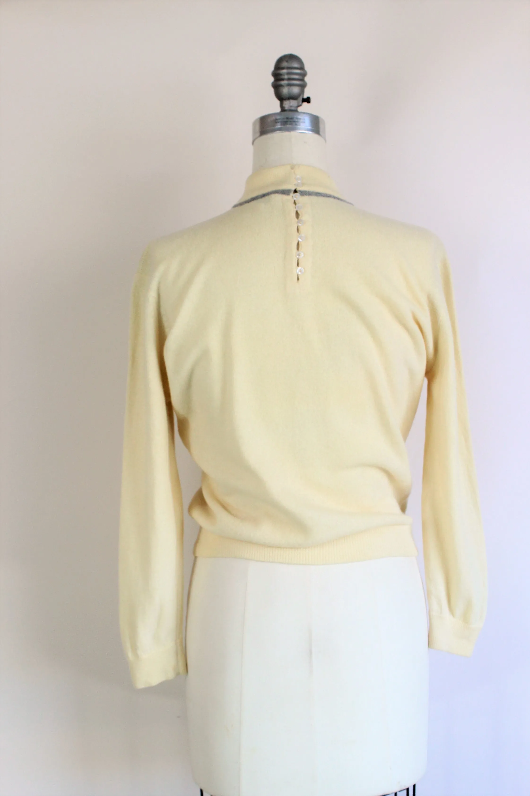 Vintage 1950s Ivory and Gray Cashmere Sweater by Dalton